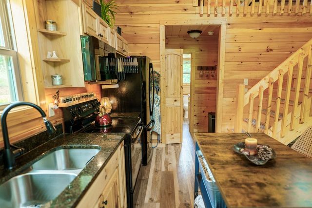 680 Deerfield Drive, Murphy, NC 28906