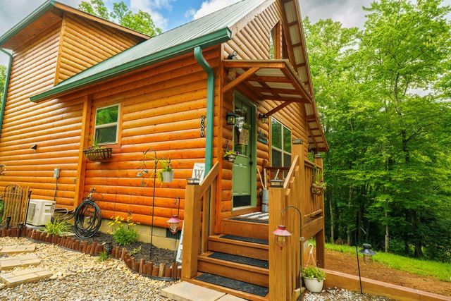 680 Deerfield Drive, Murphy, NC 28906