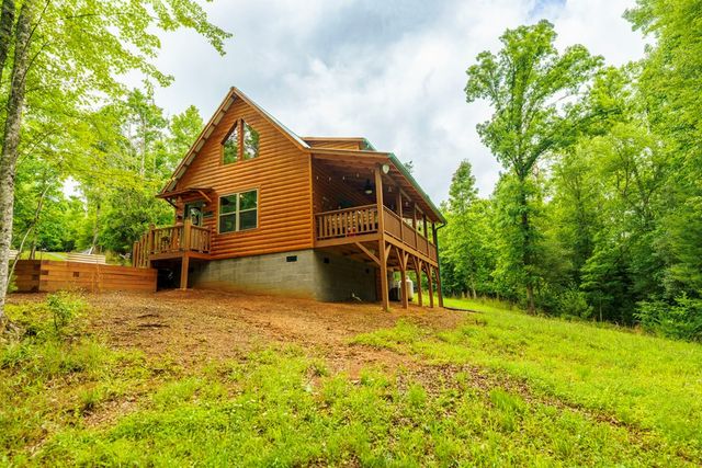 680 Deerfield Drive, Murphy, NC 28906