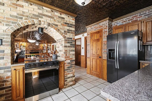 19125 Kanis Road, Little Rock, AR 72223