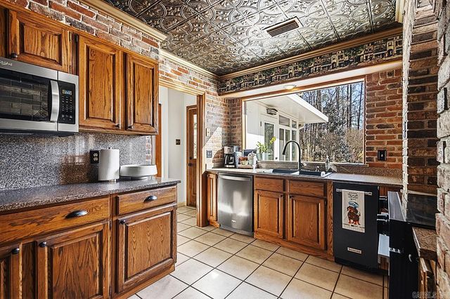 19125 Kanis Road, Little Rock, AR 72223