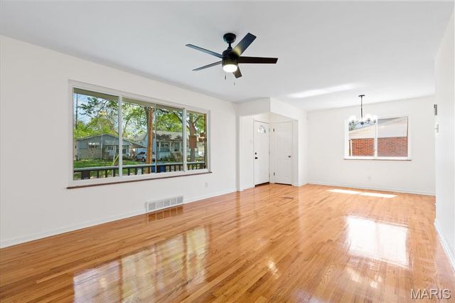 656 Beatrice Avenue, St Louis, MO 63125