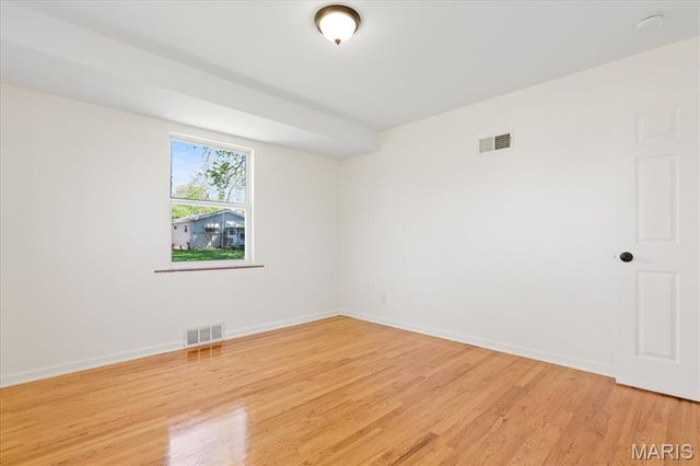 656 Beatrice Avenue, St Louis, MO 63125