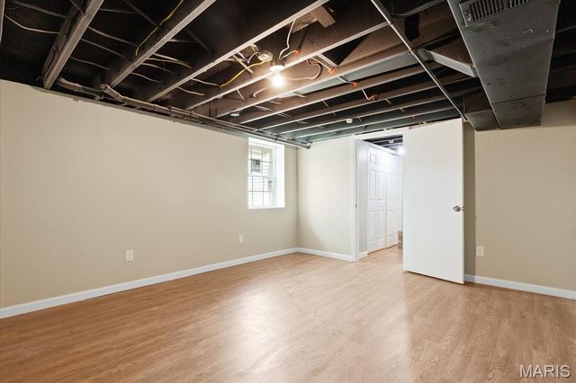 656 Beatrice Avenue, St Louis, MO 63125