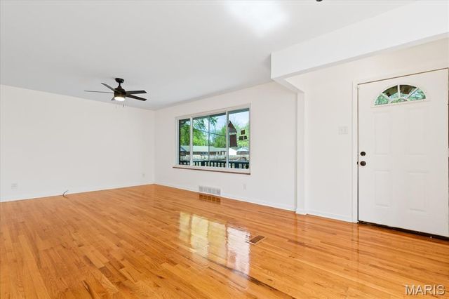 656 Beatrice Avenue, St Louis, MO 63125