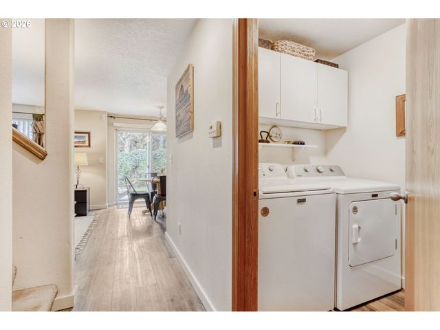 21880 PALISADE Pl, Fairview, OR 97024