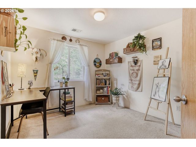 21880 PALISADE Pl, Fairview, OR 97024