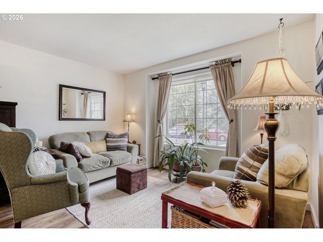 21880 PALISADE Pl, Fairview, OR 97024