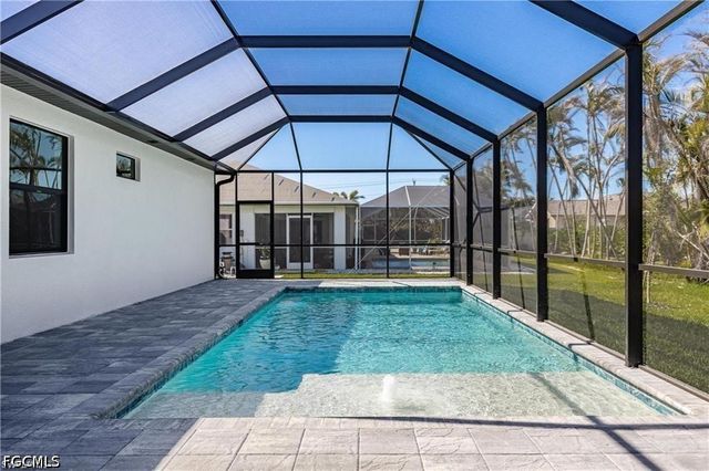 2717 SW 46th TER, Cape Coral, FL 33914