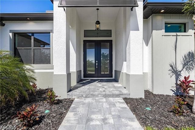 2717 SW 46th TER, Cape Coral, FL 33914