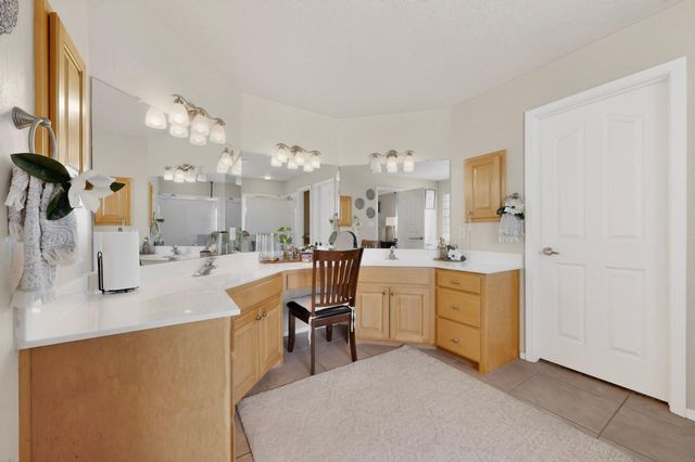 5131 Rose Quartz Avenue NW, Albuquerque, NM 87114