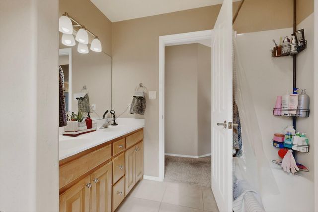 5131 Rose Quartz Avenue NW, Albuquerque, NM 87114