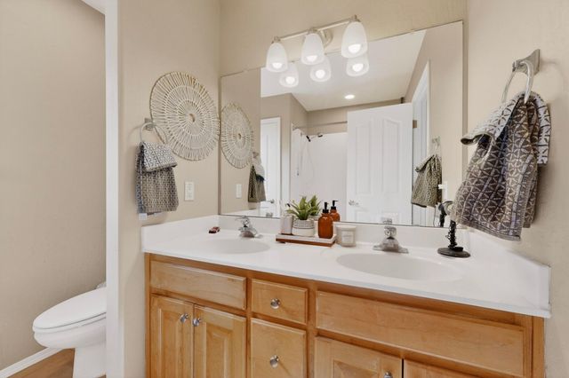 5131 Rose Quartz Avenue NW, Albuquerque, NM 87114