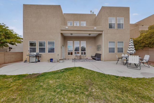 5131 Rose Quartz Avenue NW, Albuquerque, NM 87114