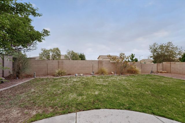 5131 Rose Quartz Avenue NW, Albuquerque, NM 87114