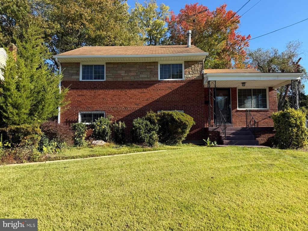 418 SAINT MARGARETS DR, Capitol Heights, MD 20743