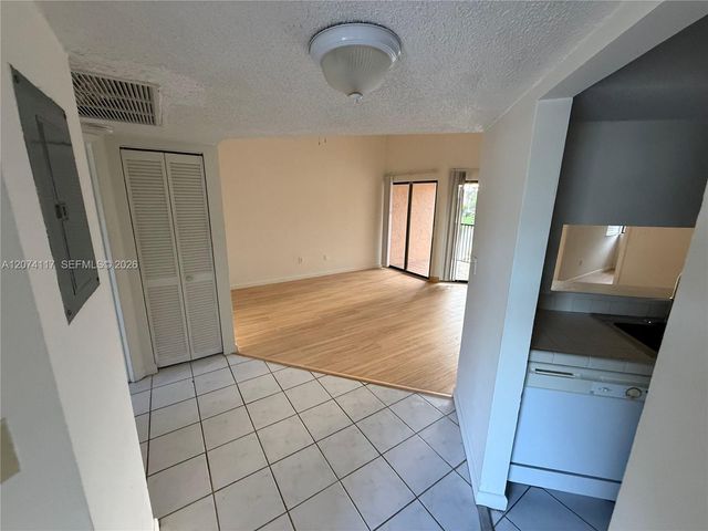 1080 N Franklin Avenue 1080E, Homestead, FL 33034