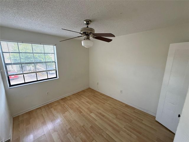1080 N Franklin Avenue 1080E, Homestead, FL 33034