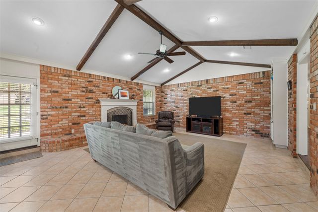 3733 Laguna Vista Drive, Waco, TX 76708