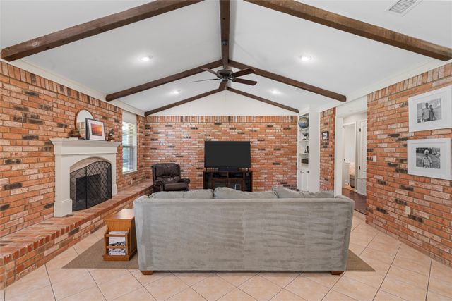 3733 Laguna Vista Drive, Waco, TX 76708