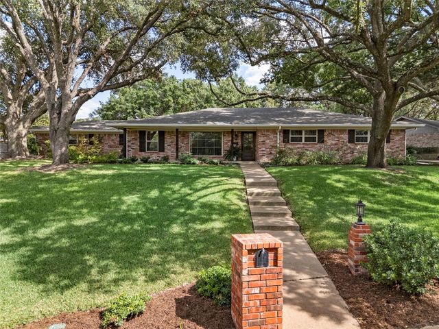 3733 Laguna Vista Drive, Waco, TX 76708