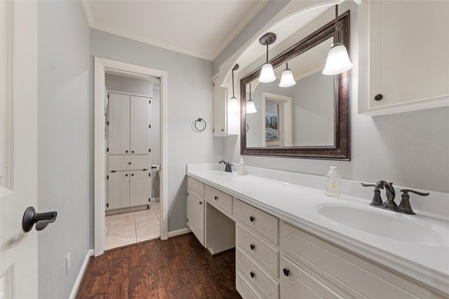 3733 Laguna Vista Drive, Waco, TX 76708