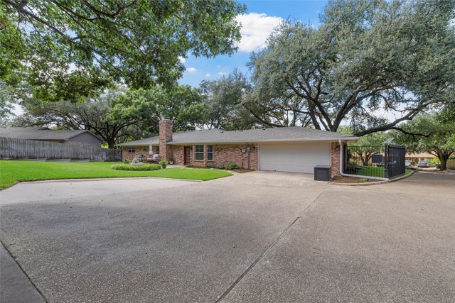 3733 Laguna Vista Drive, Waco, TX 76708
