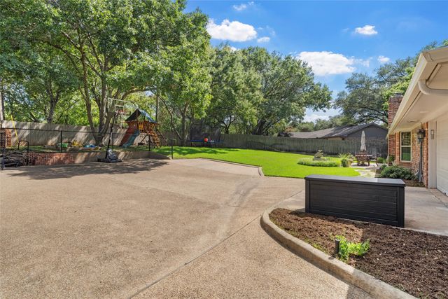 3733 Laguna Vista Drive, Waco, TX 76708
