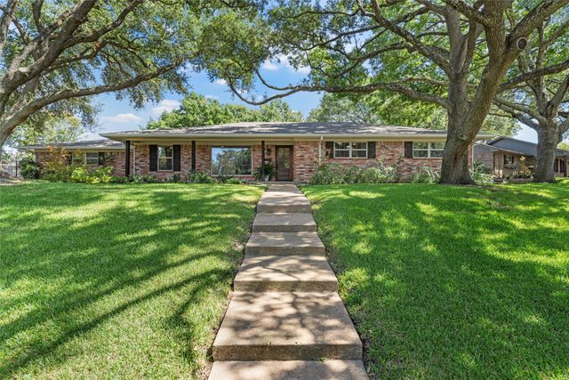 3733 Laguna Vista Drive, Waco, TX 76708