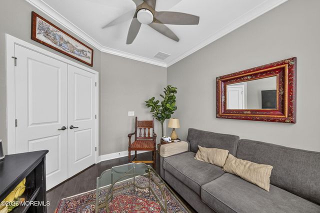 2 Vizcaya Drive, Monroe, NJ 08831