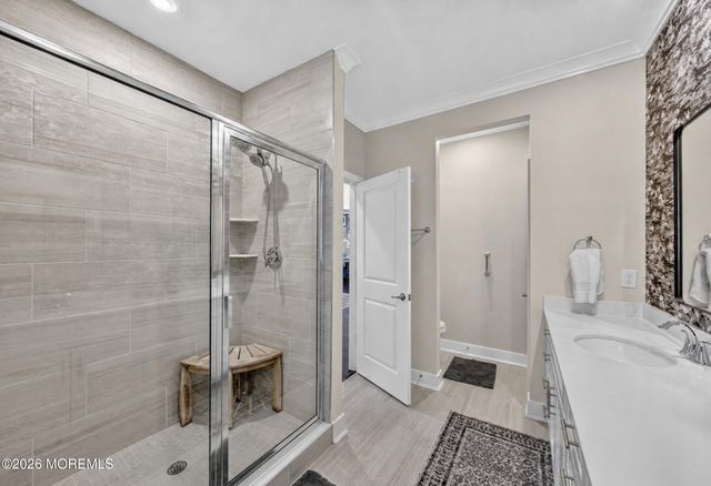 2 Vizcaya Drive, Monroe, NJ 08831