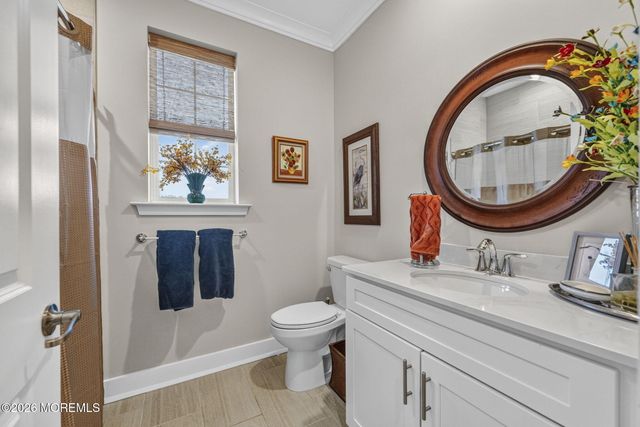2 Vizcaya Drive, Monroe, NJ 08831