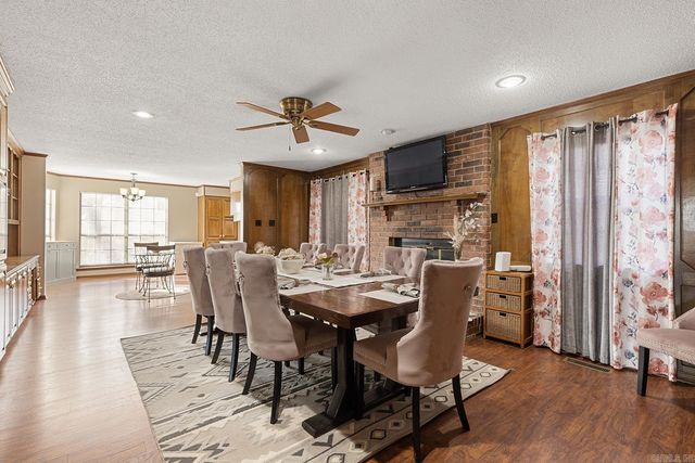 52 Dove Creek Circle, North Little Rock, AR 72116