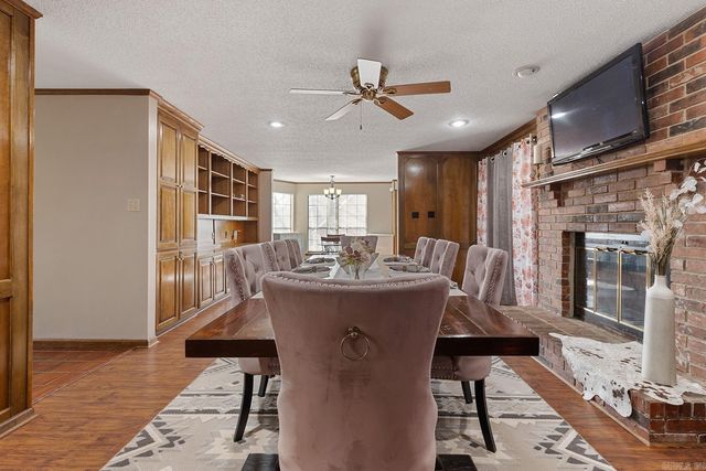 52 Dove Creek Circle, North Little Rock, AR 72116