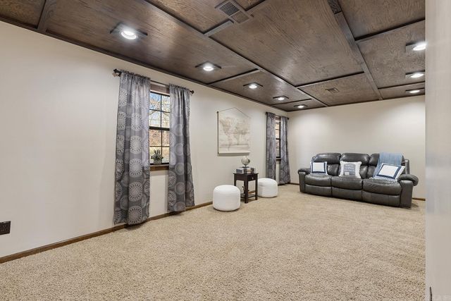 52 Dove Creek Circle, North Little Rock, AR 72116