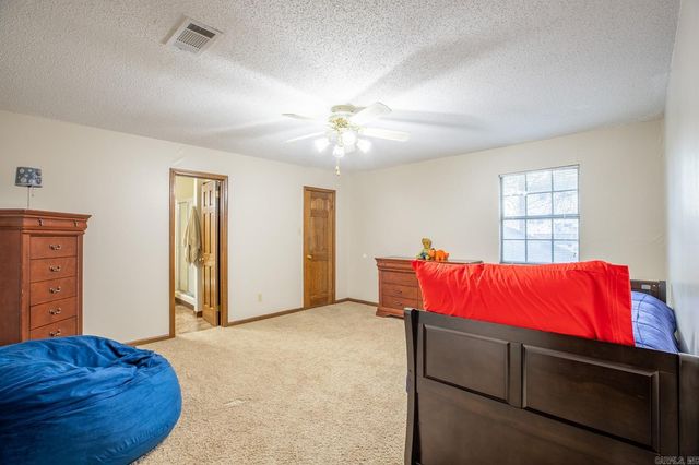 52 Dove Creek Circle, North Little Rock, AR 72116