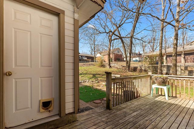 52 Dove Creek Circle, North Little Rock, AR 72116