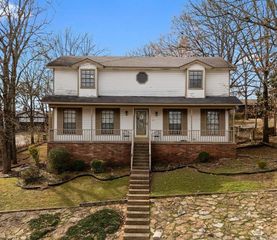 52 Dove Creek Circle, North Little Rock, AR 72116