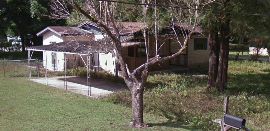 Image 4 of property listing at 1522 NE 21ST STREET, Ocala, FL 34470