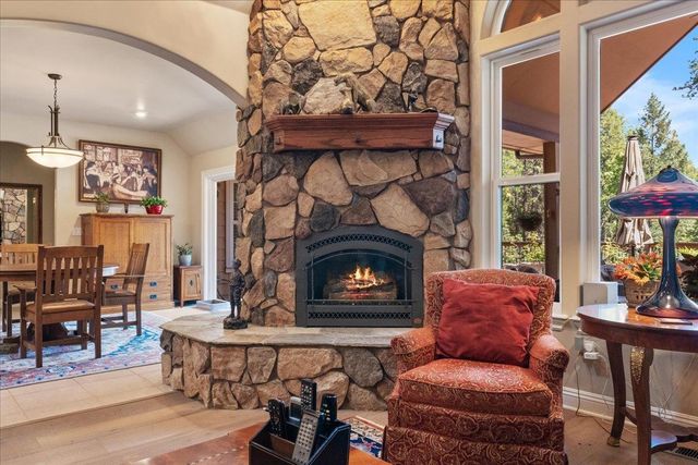 12933 Elk Ln, Grass Valley, CA 95945