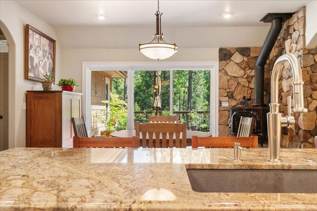 12933 Elk Ln, Grass Valley, CA 95945