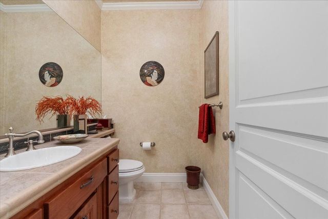 12933 Elk Ln, Grass Valley, CA 95945