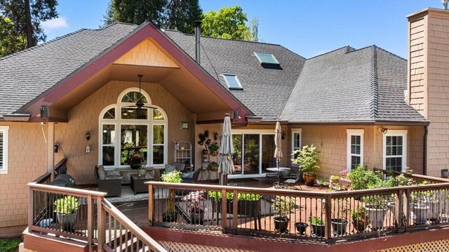 12933 Elk Ln, Grass Valley, CA 95945