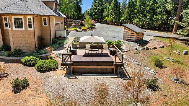 12933 Elk Ln, Grass Valley, CA 95945