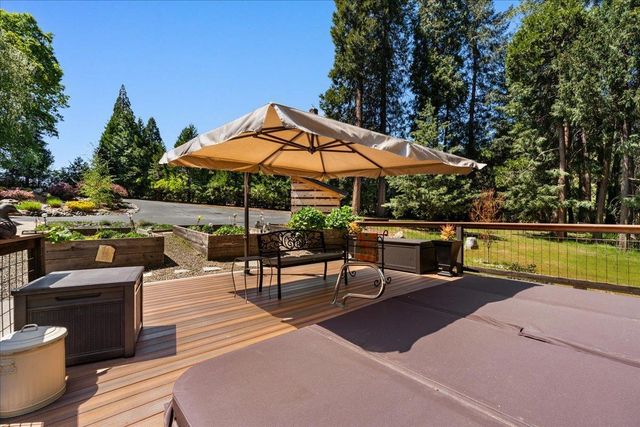 12933 Elk Ln, Grass Valley, CA 95945
