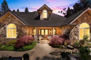 12933 Elk Ln, Grass Valley, CA 95945