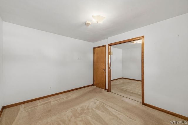 27 Dennis Lane, Cheektowaga, NY 14227