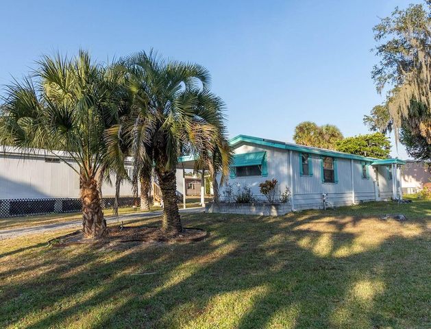 5609 HANCOCK DRIVE, Wildwood, FL 34785