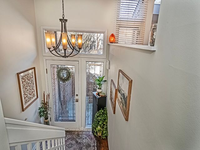 1402 Towne Square Dr, Mccandless, PA 15101