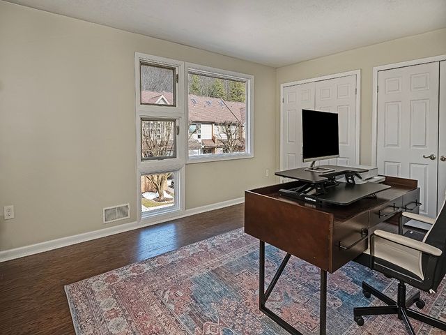 1402 Towne Square Dr, Mccandless, PA 15101